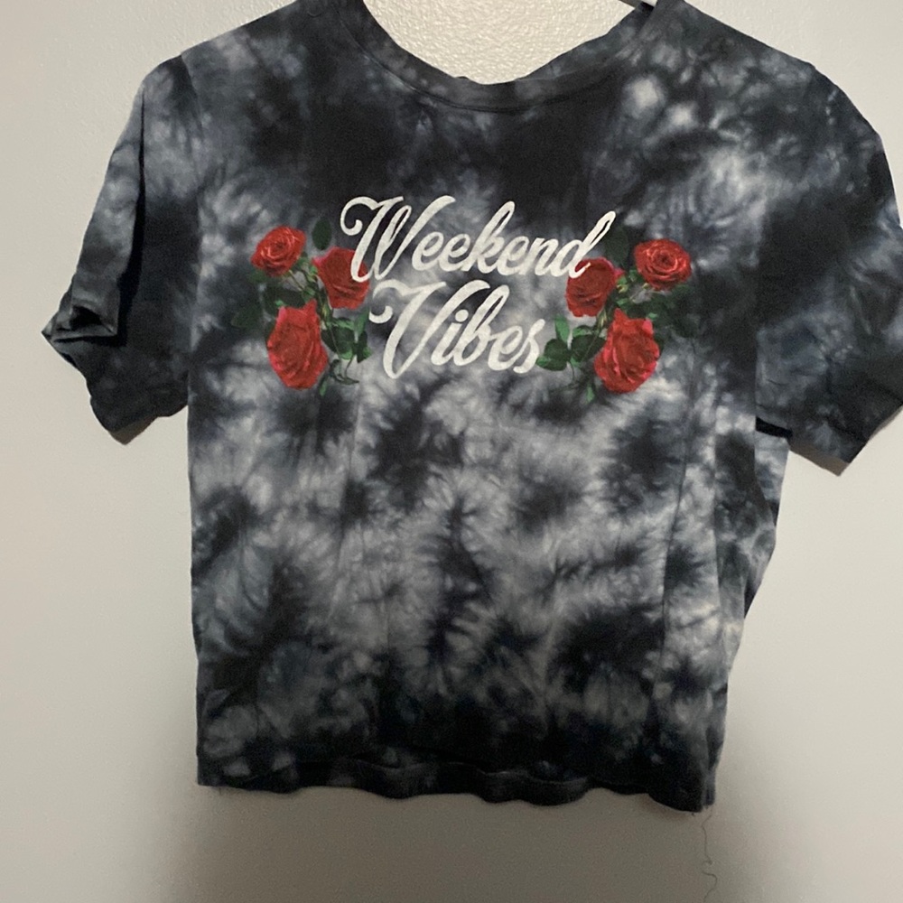 cropped tee